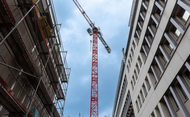 Topping out ceremony of one of Europe's most sophisticated telecommunication metering complexes